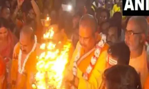 Odisha में हनुमान जयंती समारोह के समापन पर केंद्रीय मंत्री प्रधान ने संबलपुर में पदयात्रा की
