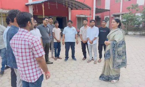 देवी मंदिर में पूजा अर्चना कर डॉ. लवली शर्मा ने संभाला कुलपति का पदभार