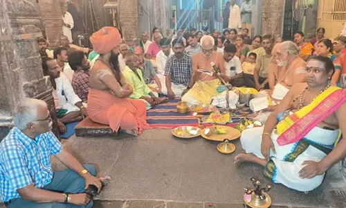 6 मार्च को तिरुनल्लार में शनि पयार्ची उत्सव 6 मार्च को तिरुनल्लार में शनि पयार्ची उत्सव
