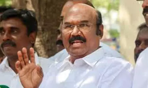 भाजपा गठबंधन की चर्चा के बीच डी. जयकुमार ने AIADMK छोड़ने से किया इनकार भाजपा गठबंधन की चर्चा के बीच डी. जयकुमार ने AIADMK छोड़ने से किया इनकार