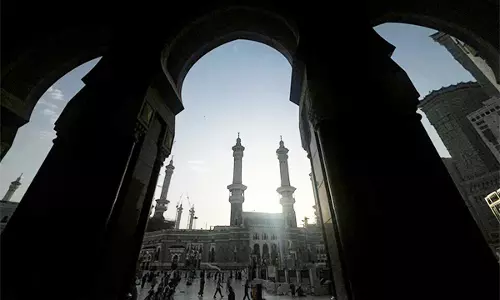 2025 में भारत का हज कोटा बढ़कर 1.75 लाख हो गया: अल्पसंख्यक मामलों का मंत्रालय