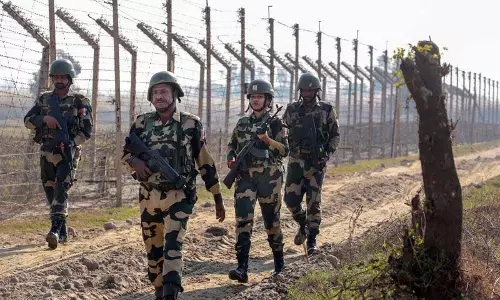 घुसपैठ की बोली के बाद LOC के साथ तनाव बढ़ जाता है, हाई अलर्ट पर सेना