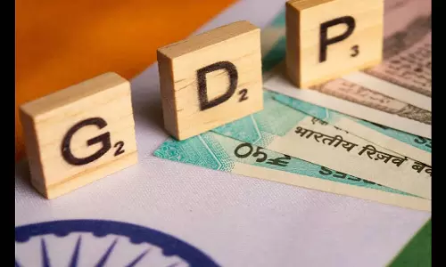 घरेलू मांग में सुधार, लेकिन अमेरिकी टैरिफ से GDP पर खतरा: Crisil
