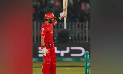 साहिबजादा फरहान कोहली और Gill के साथ चार शतक लगाने वाले पांचवें खिलाड़ी बन गए साहिबजादा फरहान कोहली और Gill के साथ चार शतक लगाने वाले पांचवें खिलाड़ी बन गए