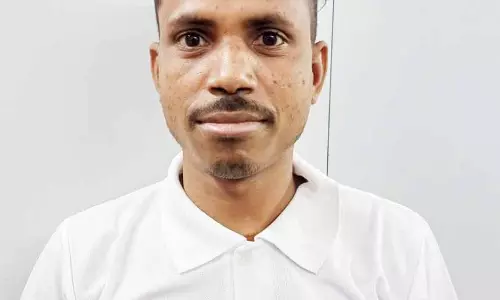 मोहला-मानपुर निवासी नक्सली का सरेंडर