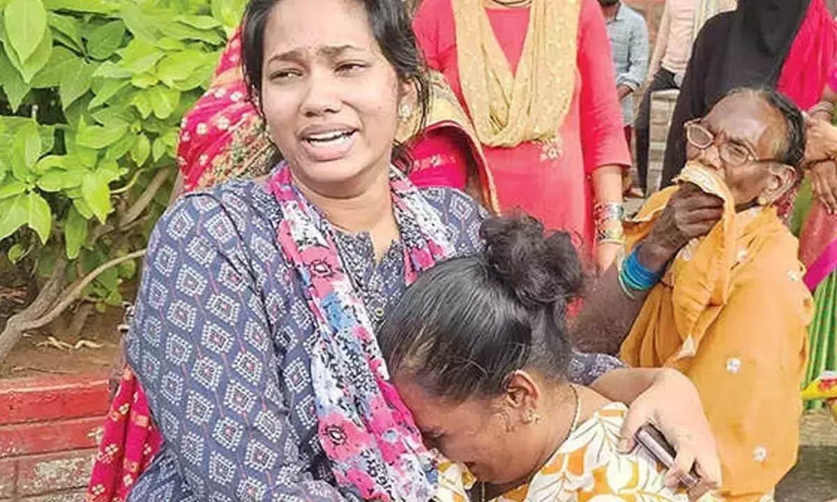 Andhra: एक व्यक्ति ने अपनी गर्भवती पत्नी का गला घोंट दिया