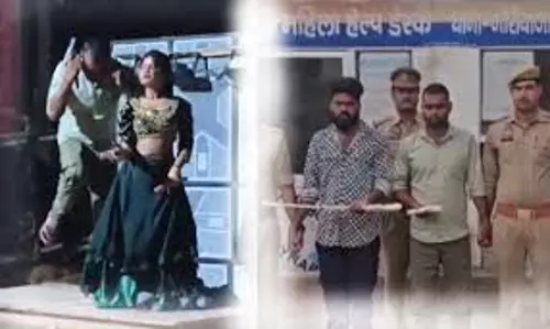 Deoria: पिस्टल और तलवार दिखाकर वीडियो बनाने वाले दो युवक गिरफ्तार Deoria: पिस्टल और तलवार दिखाकर वीडियो बनाने वाले दो युवक गिरफ्तार