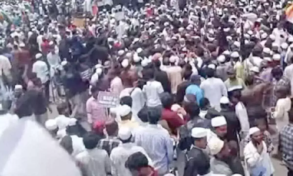 Andhra: मुसलमानों ने रैली आयोजित की