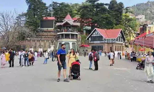 विदेशों में आव्रजन संबंधी बाधाओं के कारण Punjab के कॉलेजों में छात्रों की संख्या में उछाल विदेशों में आव्रजन संबंधी बाधाओं के कारण Punjab के कॉलेजों में छात्रों की संख्या में उछाल