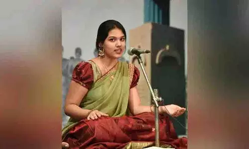 शास्त्रीय गायिका Malavika Anand ने न्यू जर्सी के ब्रिज वाटर टेम्पल में प्रस्तुति दी