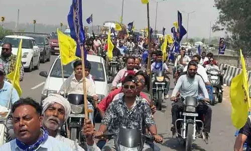 लोक इंसाफ मंच के सदस्यों ने Phillaur में निकाला मार्च