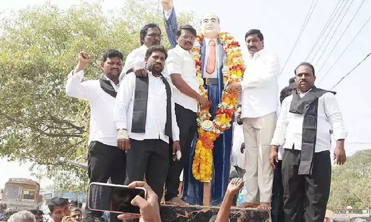 Government दलितों के कल्याण के लिए प्रतिबद्ध: जनार्दन रेड्डी Government दलितों के कल्याण के लिए प्रतिबद्ध: जनार्दन रेड्डी