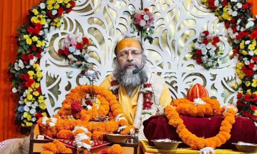 जीवन का उद्देश्य ईश्वर को पाना है : आचार्य झम्मन शास्त्री जीवन का उद्देश्य ईश्वर को पाना है : आचार्य झम्मन शास्त्री