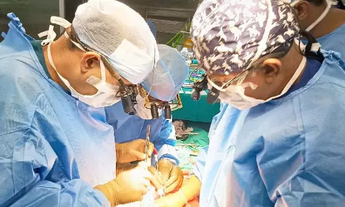 दमोह में 6 महीने के बच्चे की छाती में कीड़ा फंसने के बाद सर्जरी की गई दमोह में 6 महीने के बच्चे की छाती में कीड़ा फंसने के बाद सर्जरी की गई