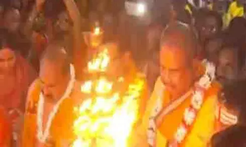 Odisha: हनुमान जयंती समारोह के समापन पर केंद्रीय मंत्री प्रधान ने संबलपुर में पदयात्रा की