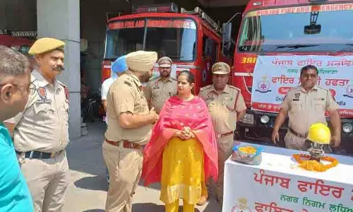 Ludhiana के मेयर ने जागरूकता रैली के साथ अग्नि सुरक्षा सप्ताह की शुरुआत की