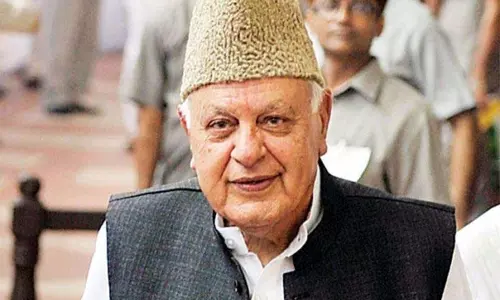 Abdullah ने वक्फ पर स्पीकर के फैसले का समर्थन किया Abdullah ने वक्फ पर स्पीकर के फैसले का समर्थन किया