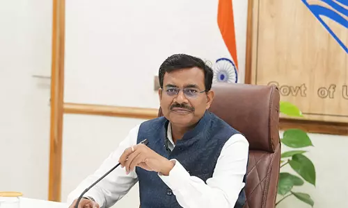 उत्तराखंड के मुख्य सचिव आनंद बर्धन ने की Dehradun में सचिव समिति की बैठक की अध्यक्षता