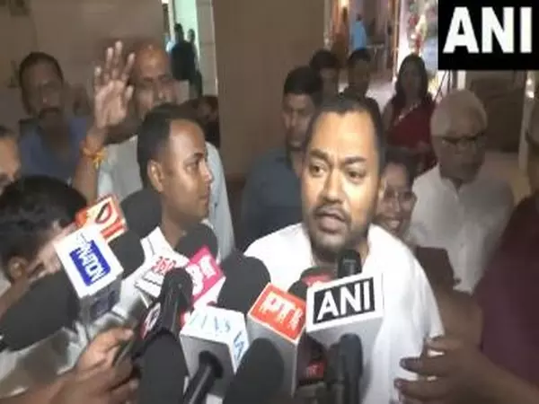 विधानसभा चुनाव से पहले, CM Kumar के बेटे निशांत कुमार ने विश्वास जताया विधानसभा चुनाव से पहले, CM Kumar के बेटे निशांत कुमार ने विश्वास जताया