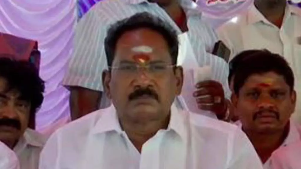 Tamil Nadu : सेल्लुर राजू के भाषण से विधानसभा में हंगामा Tamil Nadu : सेल्लुर राजू के भाषण से विधानसभा में हंगामा