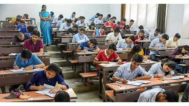 CET परीक्षा आज-कल: 775 केंद्रों पर 3.31 लाख अभ्यर्थी CET परीक्षा आज-कल: 775 केंद्रों पर 3.31 लाख अभ्यर्थी
