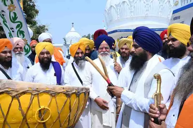 अकाल तख्त और SGPC ने धर्मांतरण रोकने के लिए अभियान शुरू किया अकाल तख्त और SGPC ने धर्मांतरण रोकने के लिए अभियान शुरू किया