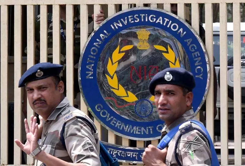 NIA ने आतंकी साजिश मामले में पाक हैंडलर और 2 अन्य के खिलाफ आरोपपत्र दाखिल किया NIA ने आतंकी साजिश मामले में पाक हैंडलर और 2 अन्य के खिलाफ आरोपपत्र दाखिल किया
