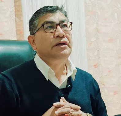 Sikkim ने एसटीएनएम अस्पताल में अनियमित जलापूर्ति के लिए जवाबदेही की मांग की Sikkim ने एसटीएनएम अस्पताल में अनियमित जलापूर्ति के लिए जवाबदेही की मांग की