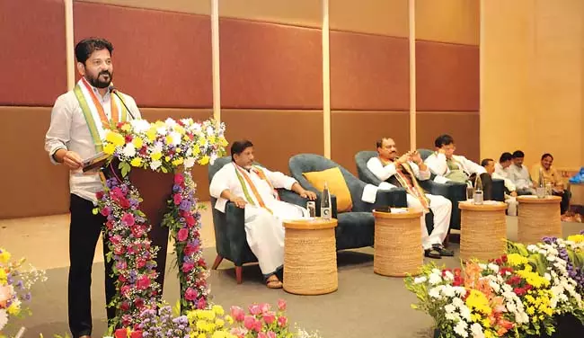 CM Revanth Reddy : यदि आप सीमा पार करेंगे तो आपका शिकार किया जाएगा CM Revanth Reddy : यदि आप सीमा पार करेंगे तो आपका शिकार किया जाएगा