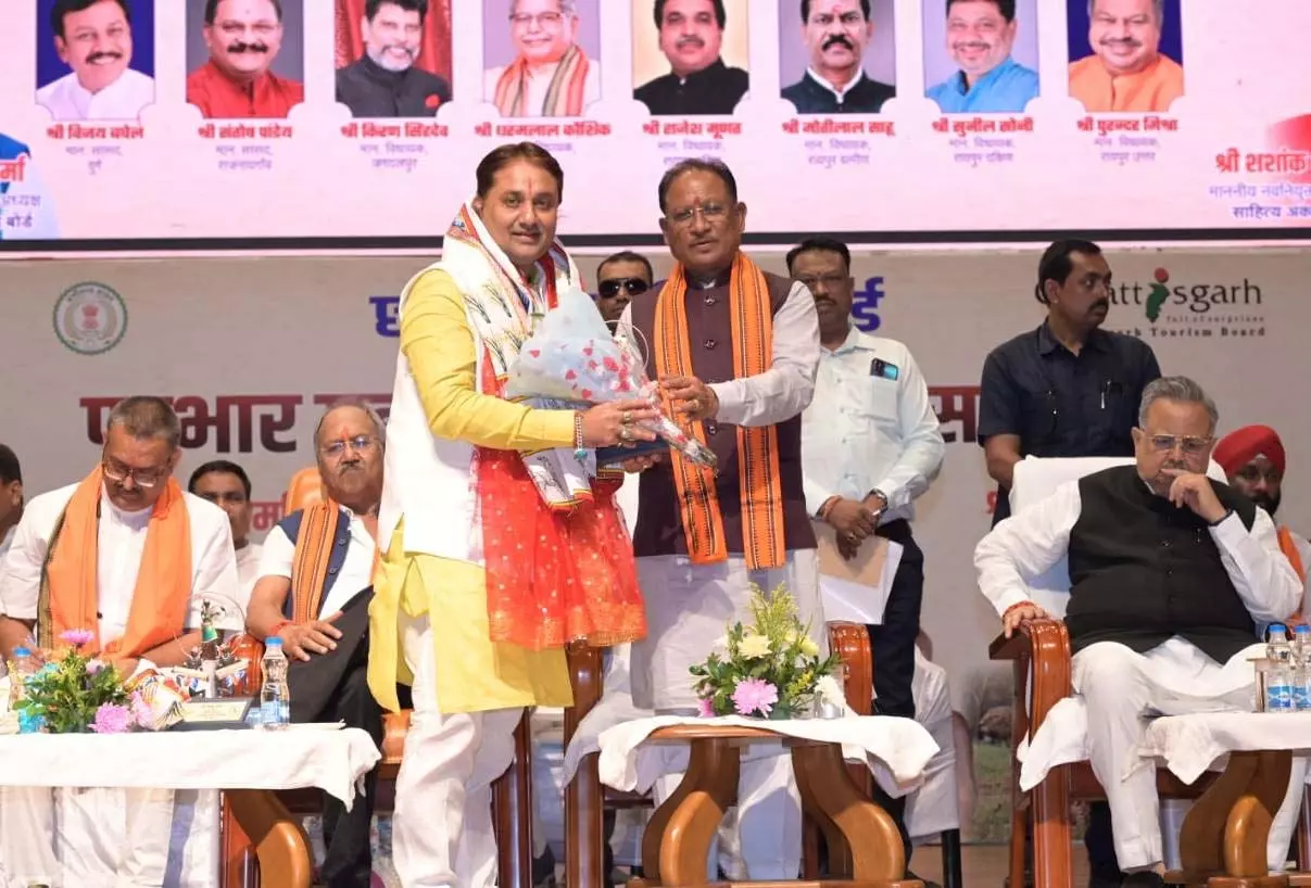 अबूझ नहीं रहेगा अबूझमाड़, नक्सलवाद के खात्मे के बाद बस्तर में पर्यटन के नए द्वार खुलेंगे: विष्णु देव साय अबूझ नहीं रहेगा अबूझमाड़, नक्सलवाद के खात्मे के बाद बस्तर में पर्यटन के नए द्वार खुलेंगे: विष्णु देव साय