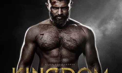 विजय देवरकोंडा ने Kingdom के लिए डबिंग शुरू की विजय देवरकोंडा ने Kingdom के लिए डबिंग शुरू की