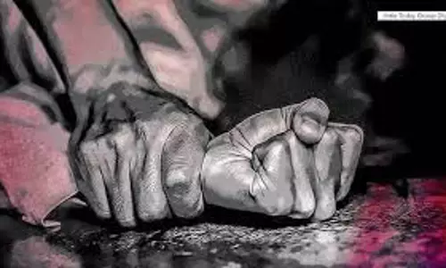 Rajnagar विधवा ने पत्रकार पर बलात्कार का आरोप लगाया, एक हिरासत में