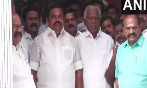 तमिलनाडु विधानसभा से AIADMK ने किया वॉकआउट, आवाज दबाने का आरोप