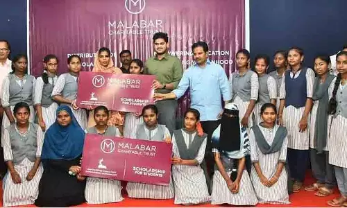 Andhra की 68 लड़कियों को मालाबार गोल्ड ट्रस्ट से छात्रवृत्ति मिली