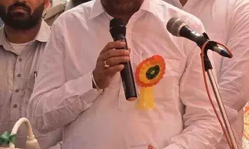 वायरल वीडियो में आप MLA Kaka Brar ने छात्रों से शिक्षकों का सम्मान करने का आग्रह किया