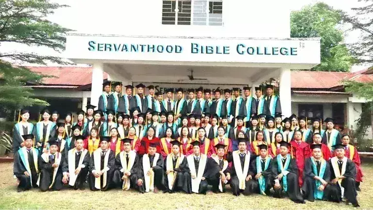 Nagaland : सर्वेंटहुड बाइबल कॉलेज ने 35वां स्नातक समारोह आयोजित किया