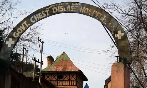 CD अस्पताल में कथित चिकित्सा लापरवाही के कारण व्यक्ति की मौत CD अस्पताल में कथित चिकित्सा लापरवाही के कारण व्यक्ति की मौत