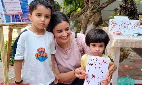 Sobha Singh आर्ट गैलरी में पेंट स्टेशन का उद्घाटन
