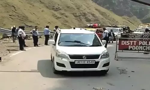 Jammu: छात्रों को डिजिटल परिदृश्य को जिम्मेदारी के साथ अपनाना चाहिए