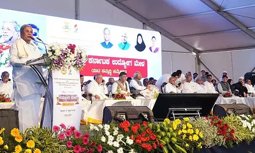 बेरोजगारी की समस्या को हल करने के लिए केंद्र और राज्य सरकारों को मिलकर काम करना चाहिए- CM