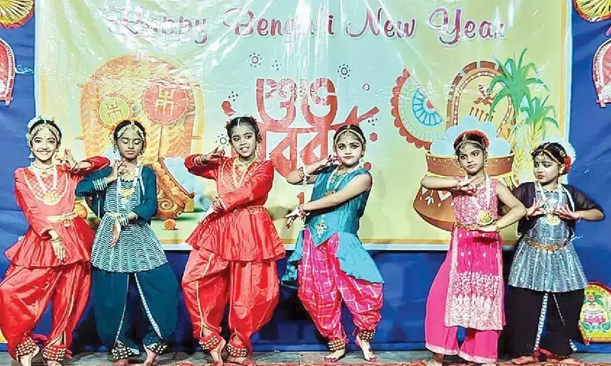 Andhra: बंगालियों ने शहर में धूमधाम से मनाया पोइला बैसाख