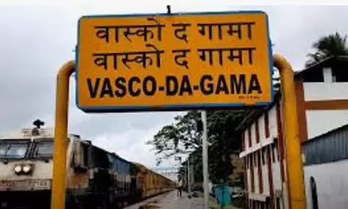 Vasco रेलवे स्टेशन पर 5.3 लाख रुपये से अधिक कीमत का लावारिस चांदी का छाता मिला Vasco रेलवे स्टेशन पर 5.3 लाख रुपये से अधिक कीमत का लावारिस चांदी का छाता मिला