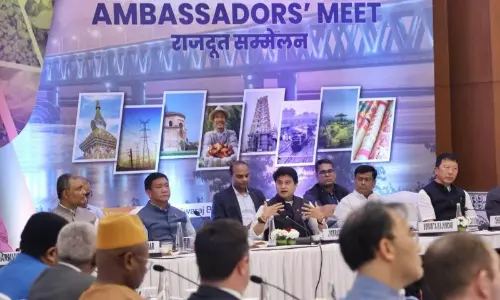 Guwahati: पूर्वोत्तर भारत की क्षमताओं को लेकर राजदूतों की महत्वपूर्ण बैठक Guwahati: पूर्वोत्तर भारत की क्षमताओं को लेकर राजदूतों की महत्वपूर्ण बैठक