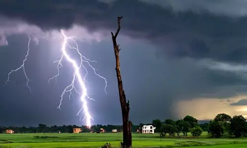 Jharkhand में 21 अप्रैल तक वज्रपात के साथ बारिश, येलो अलर्ट जारी
