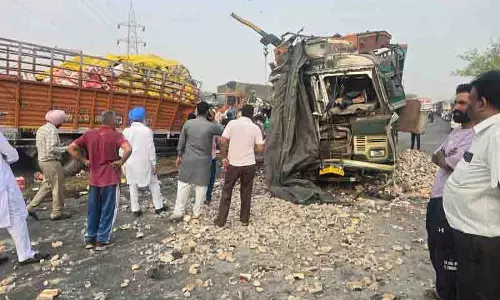 Phagwara-Jalandhar हाईवे पर 2 ट्रकों की टक्कर में 1 की मौत, 1 घायल