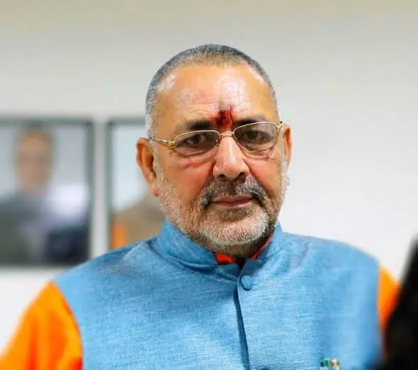 ममता बनर्जी तुष्टिकरण की पराकाष्ठा पर हैं : गिरिराज सिंह ममता बनर्जी तुष्टिकरण की पराकाष्ठा पर हैं : गिरिराज सिंह