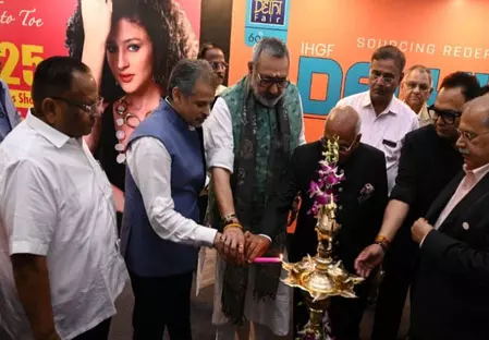 निर्यातकों के हितों की रक्षा के लिए सरकार प्रयासरत : गिरिराज सिंह निर्यातकों के हितों की रक्षा के लिए सरकार प्रयासरत : गिरिराज सिंह