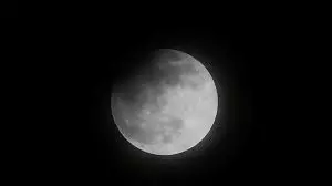 Vaishakh Amavasya 2025: वैशाख अमावस्या कब है? जानिए सही डेट और स्नान-दान का शुभ मुहूर्त Vaishakh Amavasya 2025: वैशाख अमावस्या कब है? जानिए सही डेट और स्नान-दान का शुभ मुहूर्त