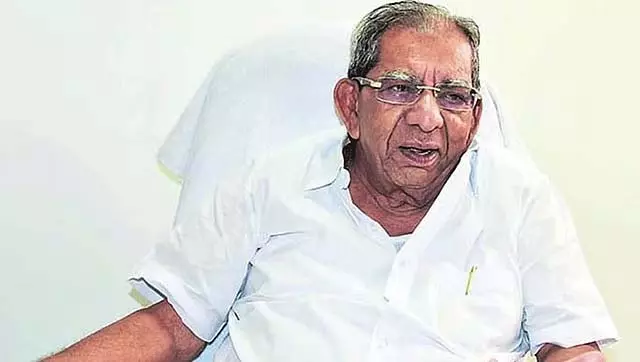 लिंगायत-वोक्कालिगा जाति जनगणना रिपोर्ट के खिलाफ लड़ाई में एकजुट: शमनूर शिवशंकरप्पा लिंगायत-वोक्कालिगा जाति जनगणना रिपोर्ट के खिलाफ लड़ाई में एकजुट: शमनूर शिवशंकरप्पा