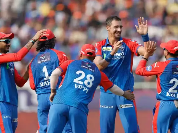 IPL 2025: डीसी ने आईपीएल 2025 के सुपर ओवर में आरआर को हराया IPL 2025: डीसी ने आईपीएल 2025 के सुपर ओवर में आरआर को हराया